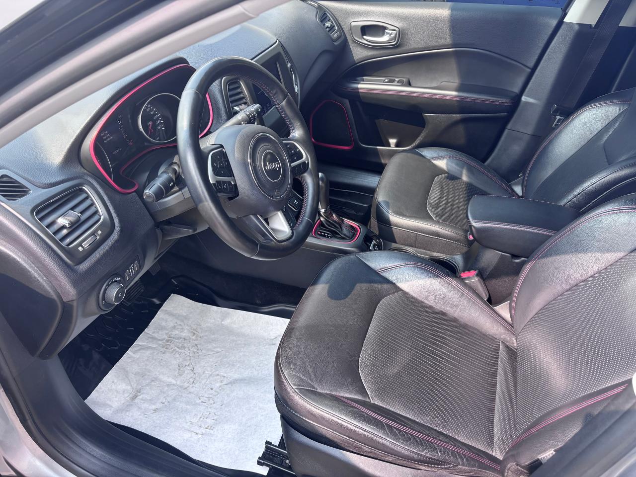 2018 Jeep Compass TRAILHAWK 4x4 LOADED LOW KMS - Photo #19