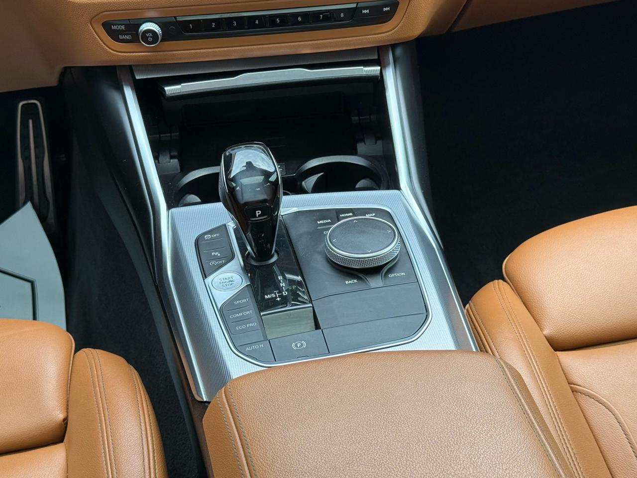 2019 BMW 3 Series 330i xDrive MSPORT|NAVI|SUNROOF - Photo #10