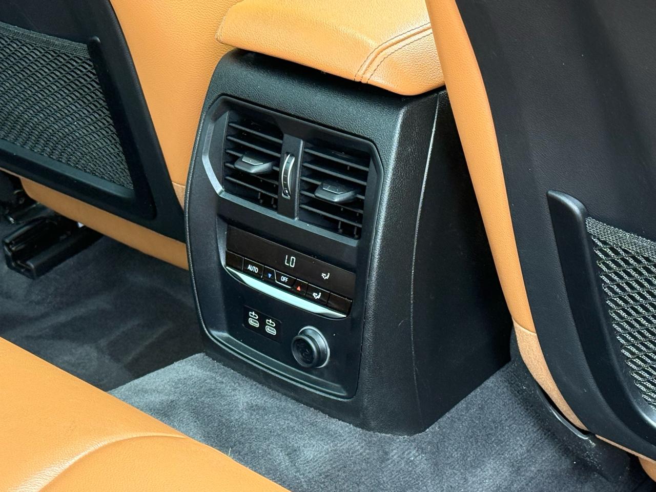 2019 BMW 3 Series 330i xDrive MSPORT|NAVI|SUNROOF - Photo #15