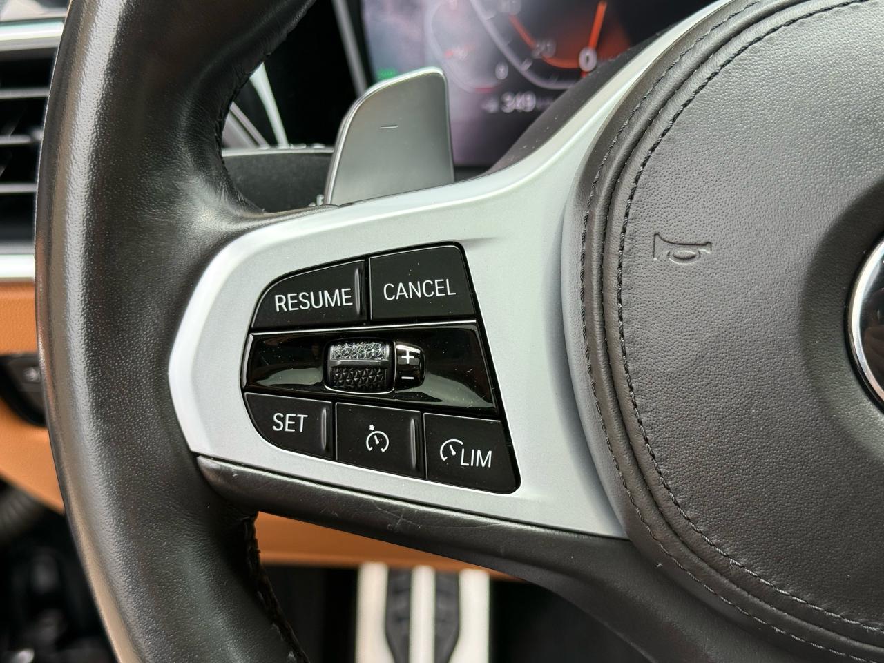 2019 BMW 3 Series 330i xDrive MSPORT|NAVI|SUNROOF - Photo #16