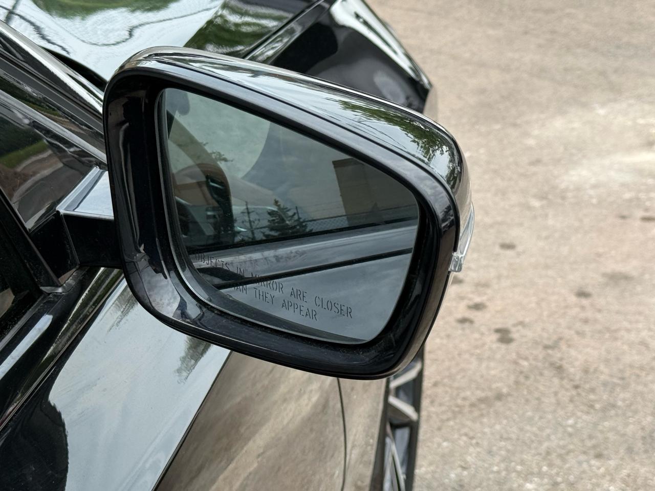 2019 BMW 3 Series 330i xDrive MSPORT|NAVI|SUNROOF - Photo #24