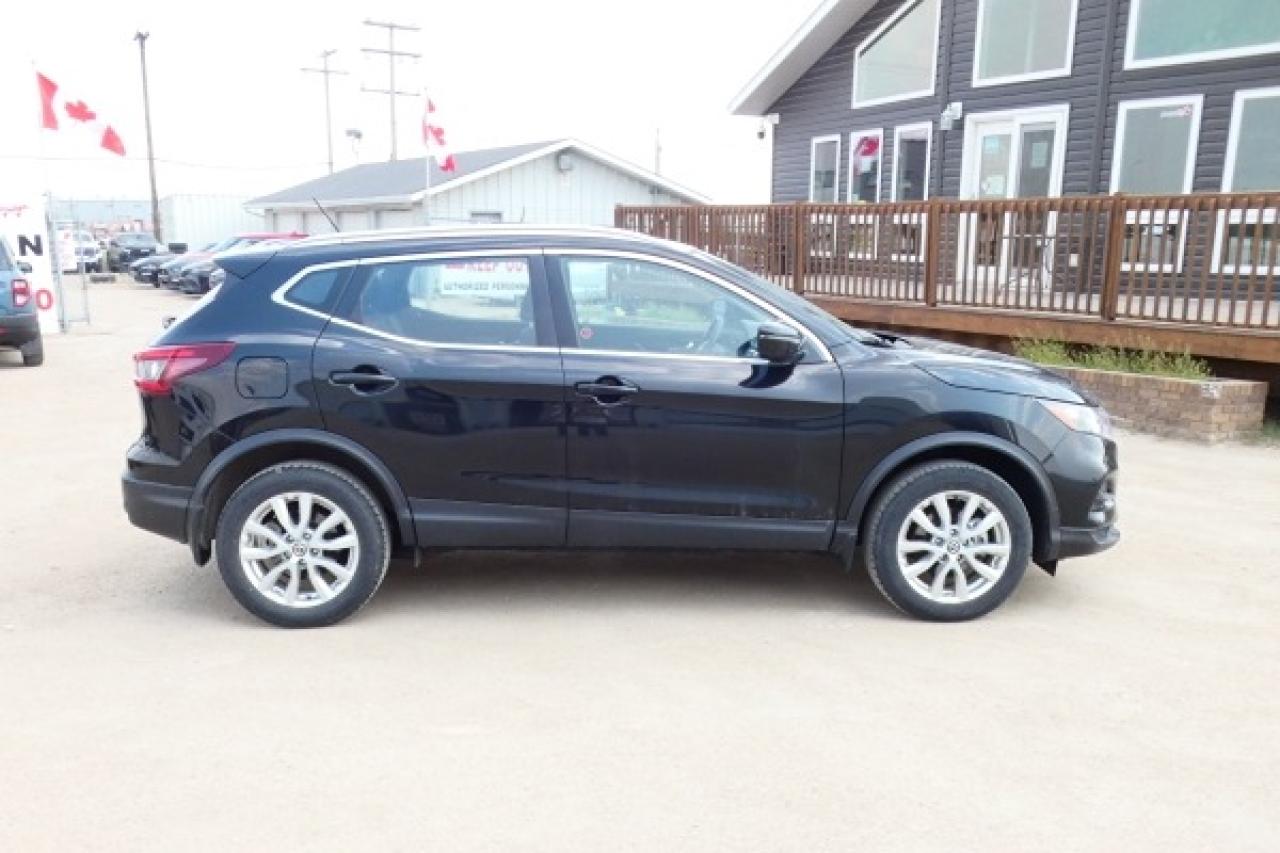 2023 Nissan Qashqai SV AWD w/Htd cloth seats, S/R, BUC - Photo #5