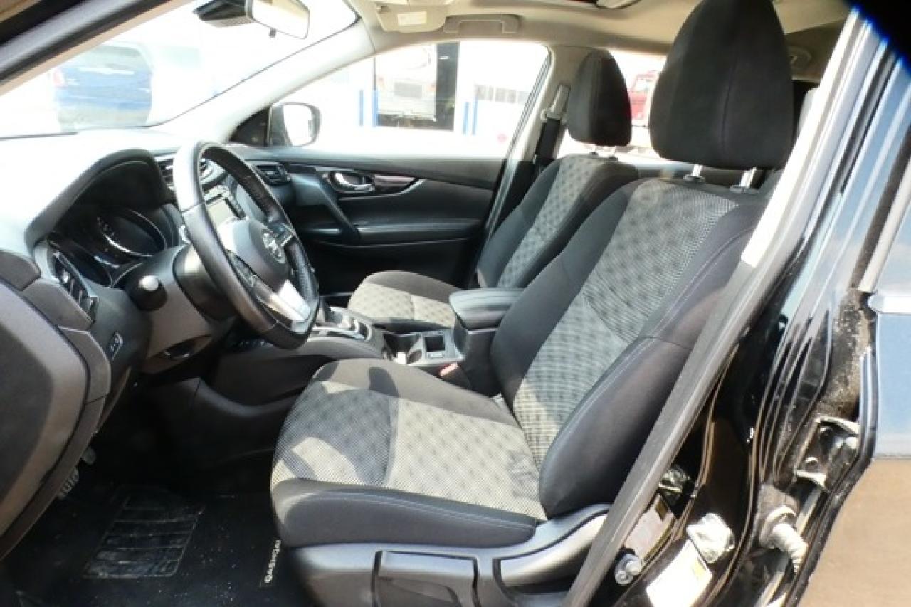 2023 Nissan Qashqai SV AWD w/Htd cloth seats, S/R, BUC - Photo #11