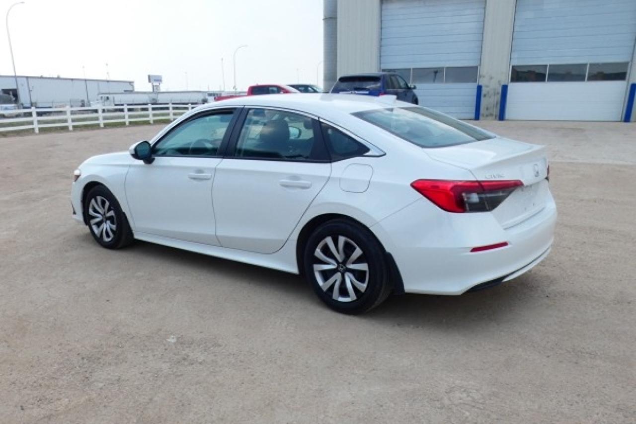 2024 Honda Civic CVT w/cloth seats, BUC - Photo #8
