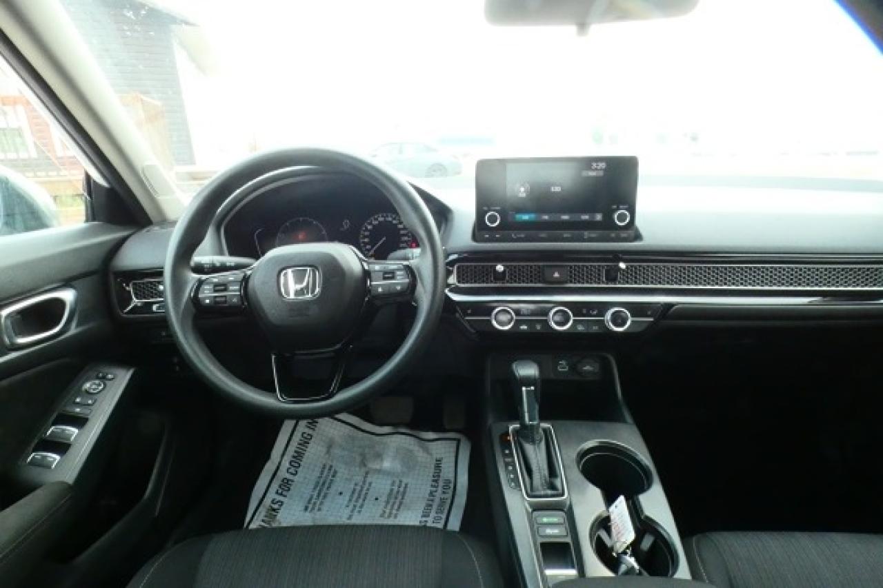 2024 Honda Civic CVT w/cloth seats, BUC - Photo #11