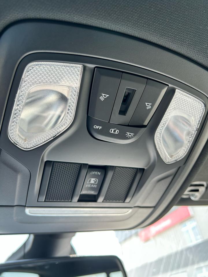 2019 RAM 1500 Big Horn 4x4 Crew Cab 6'4" Box - Photo #18