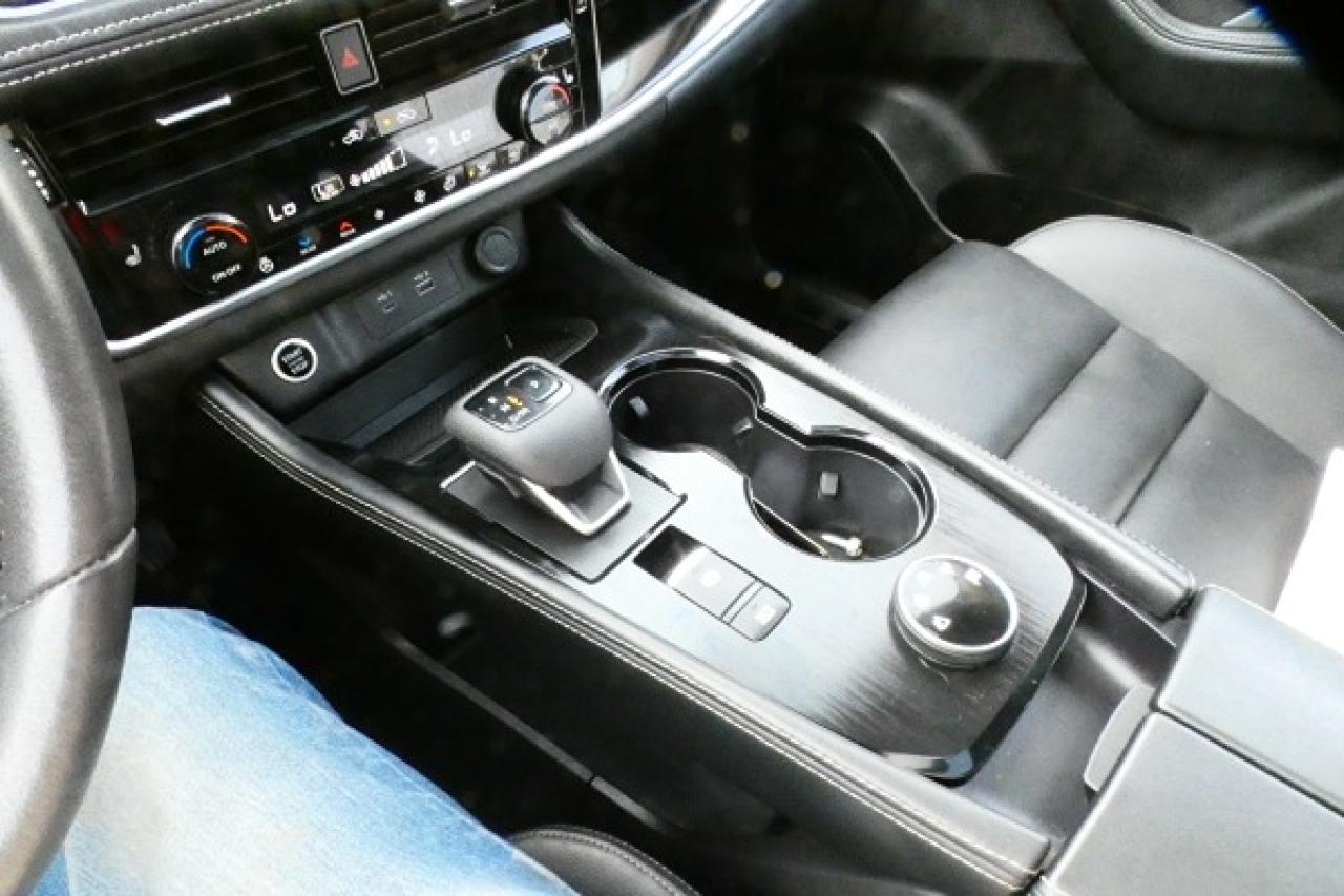 2023 Nissan Rogue SL AWD w/Htd Leather, pano S/R, NAV, BUC - Photo #17