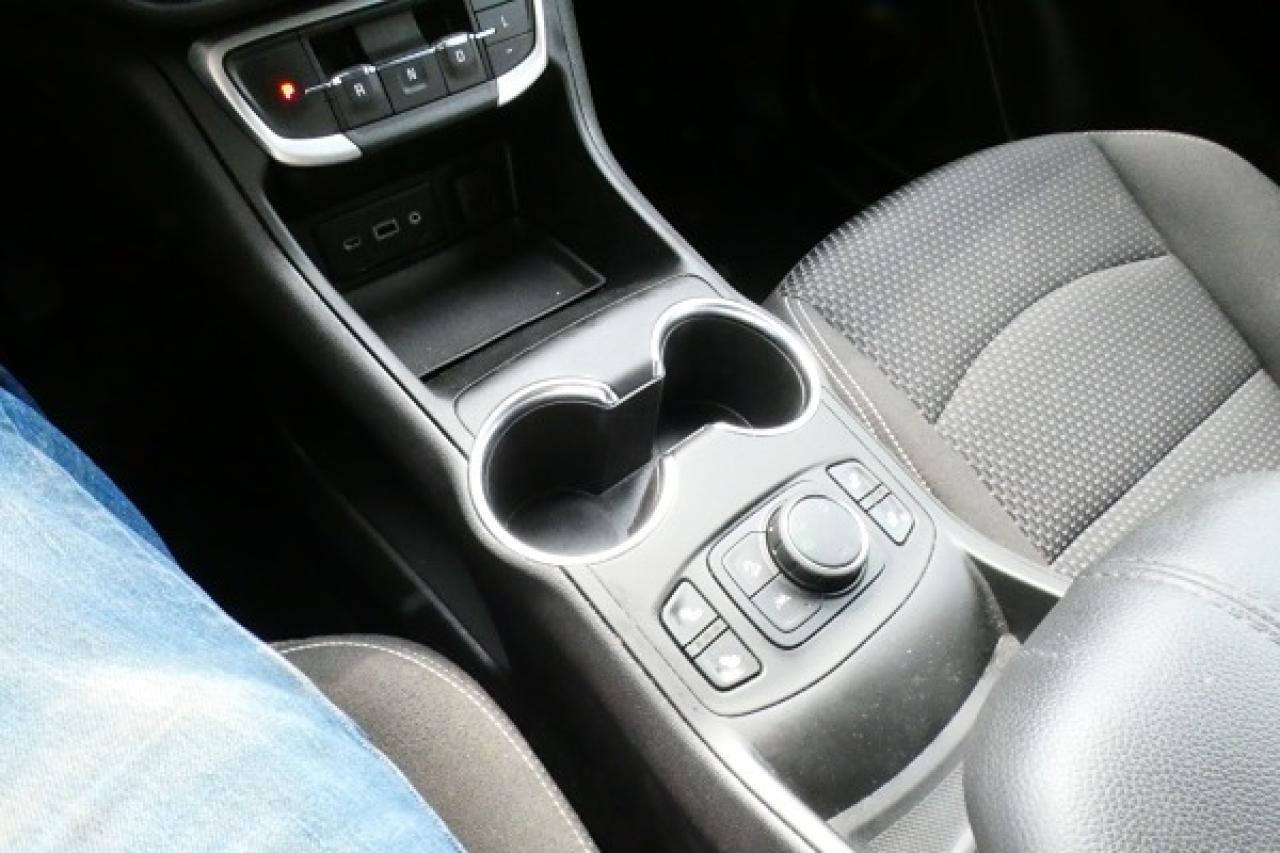 2024 GMC Terrain SLE AWD w/Htd cloth, BUC - Photo #16