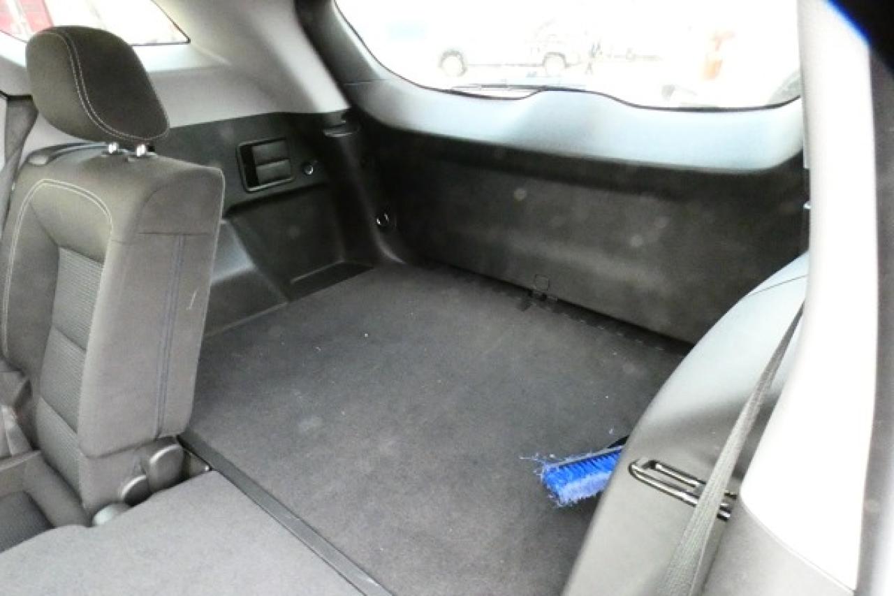 2024 GMC Terrain SLE AWD w/Htd cloth, BUC - Photo #9
