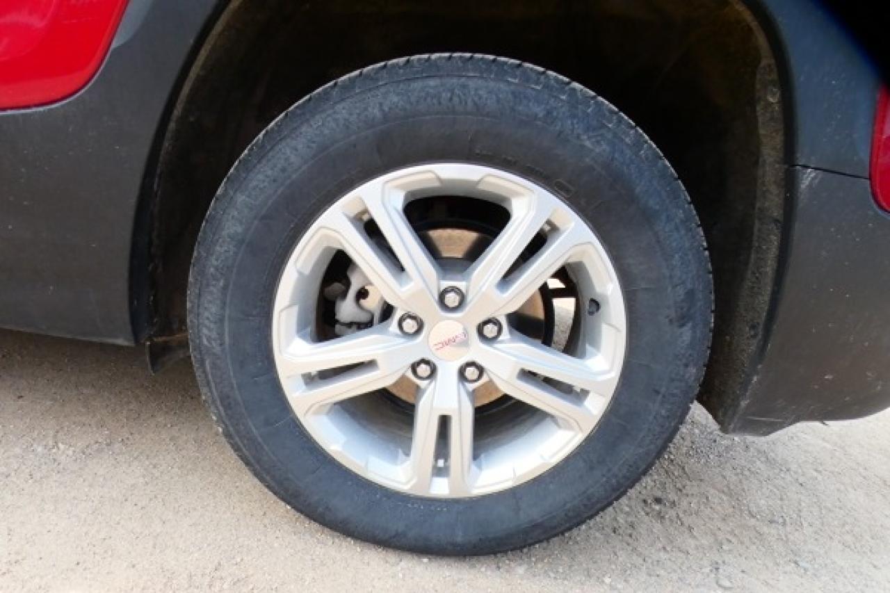 2024 GMC Terrain SLE AWD w/Htd cloth, BUC - Photo #17