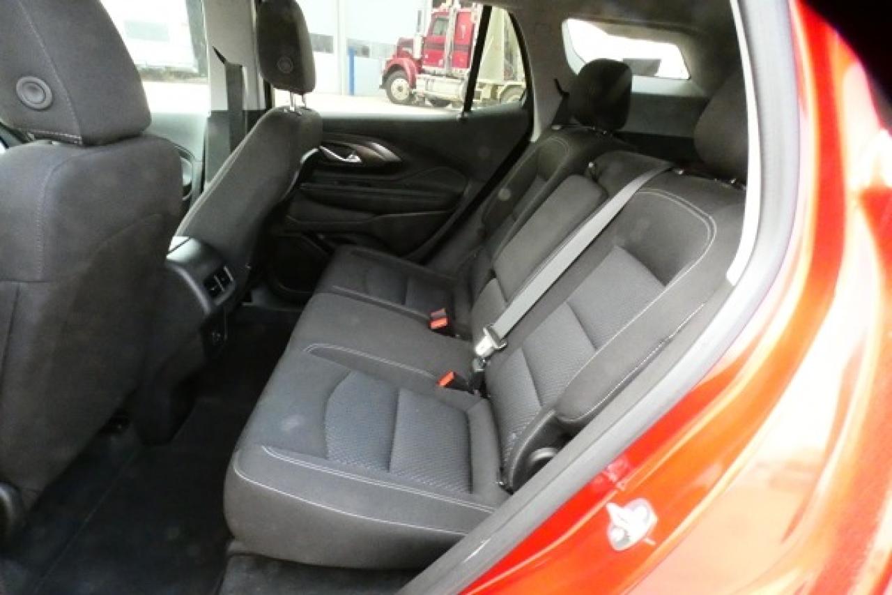 2024 GMC Terrain SLE AWD w/Htd cloth, BUC - Photo #10
