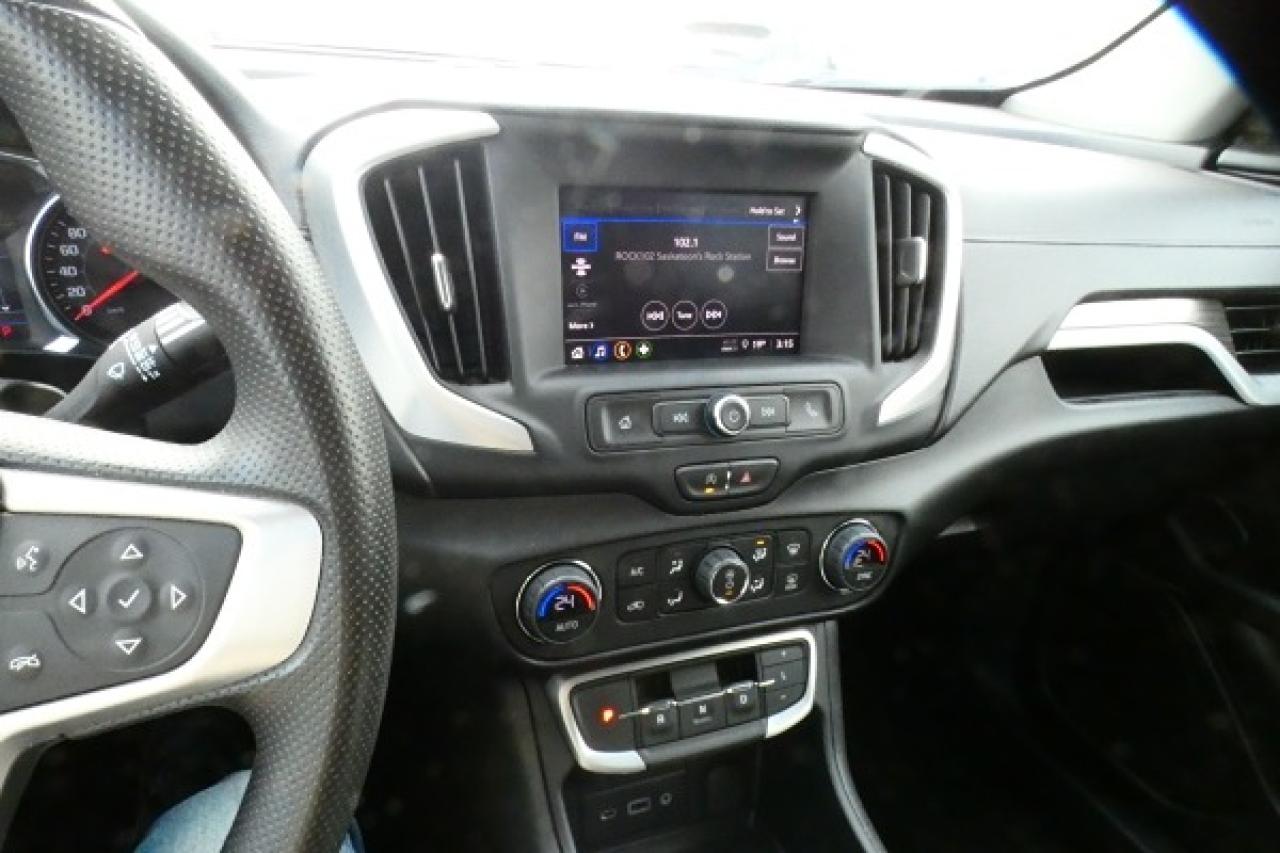 2024 GMC Terrain SLE AWD w/Htd cloth, BUC - Photo #15