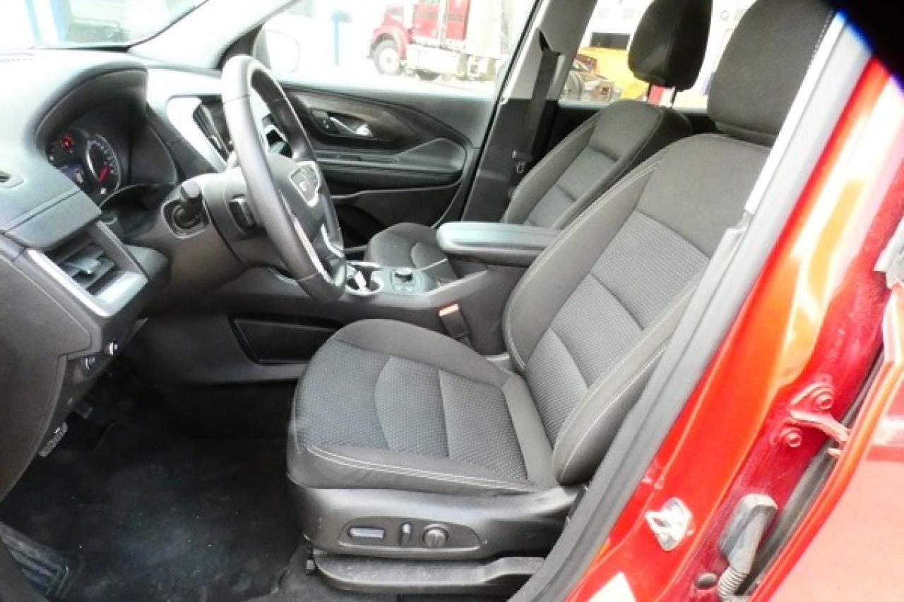 2024 GMC Terrain SLE AWD w/Htd cloth, BUC - Photo #11