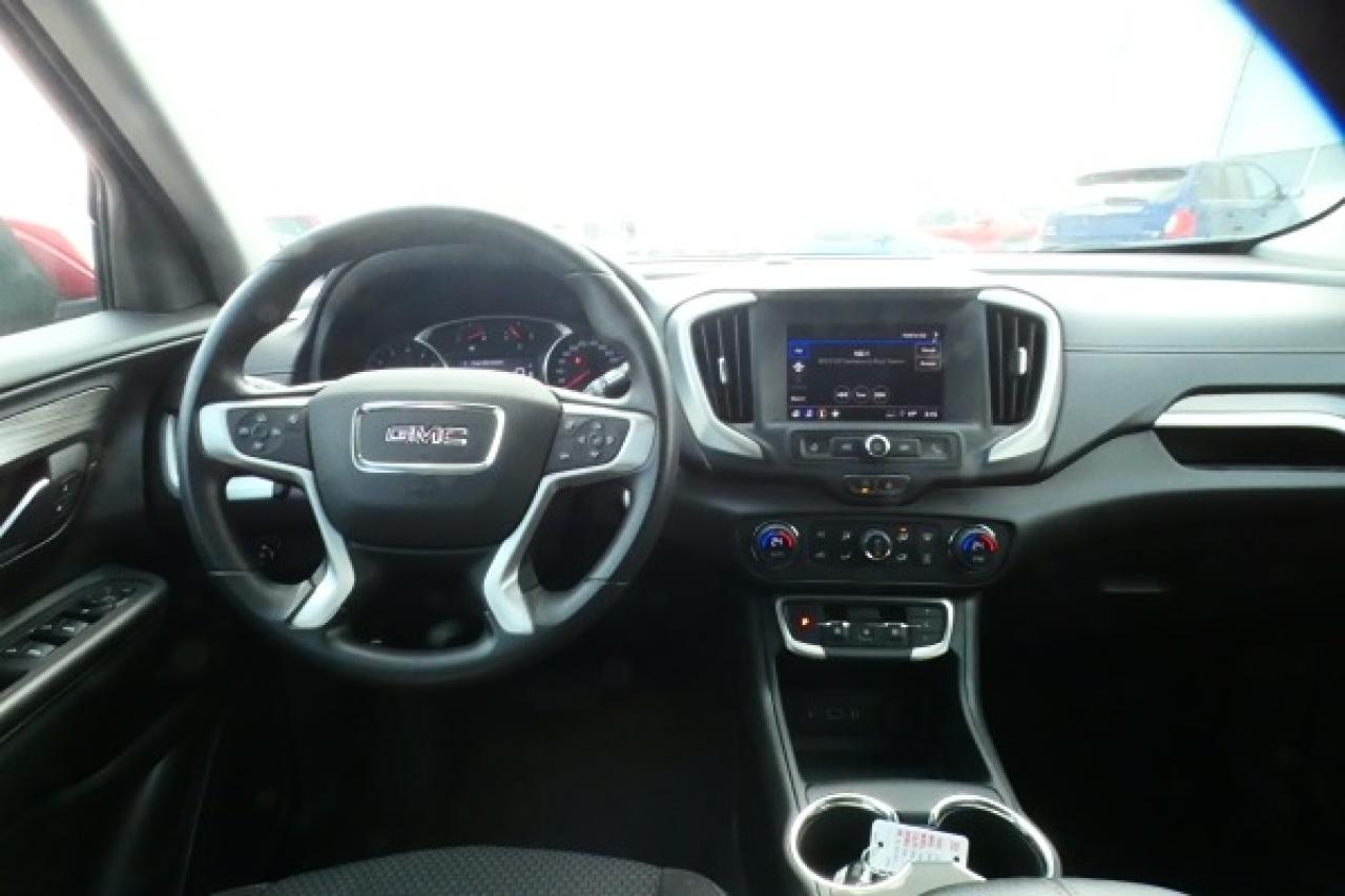 2024 GMC Terrain SLE AWD w/Htd cloth, BUC - Photo #12