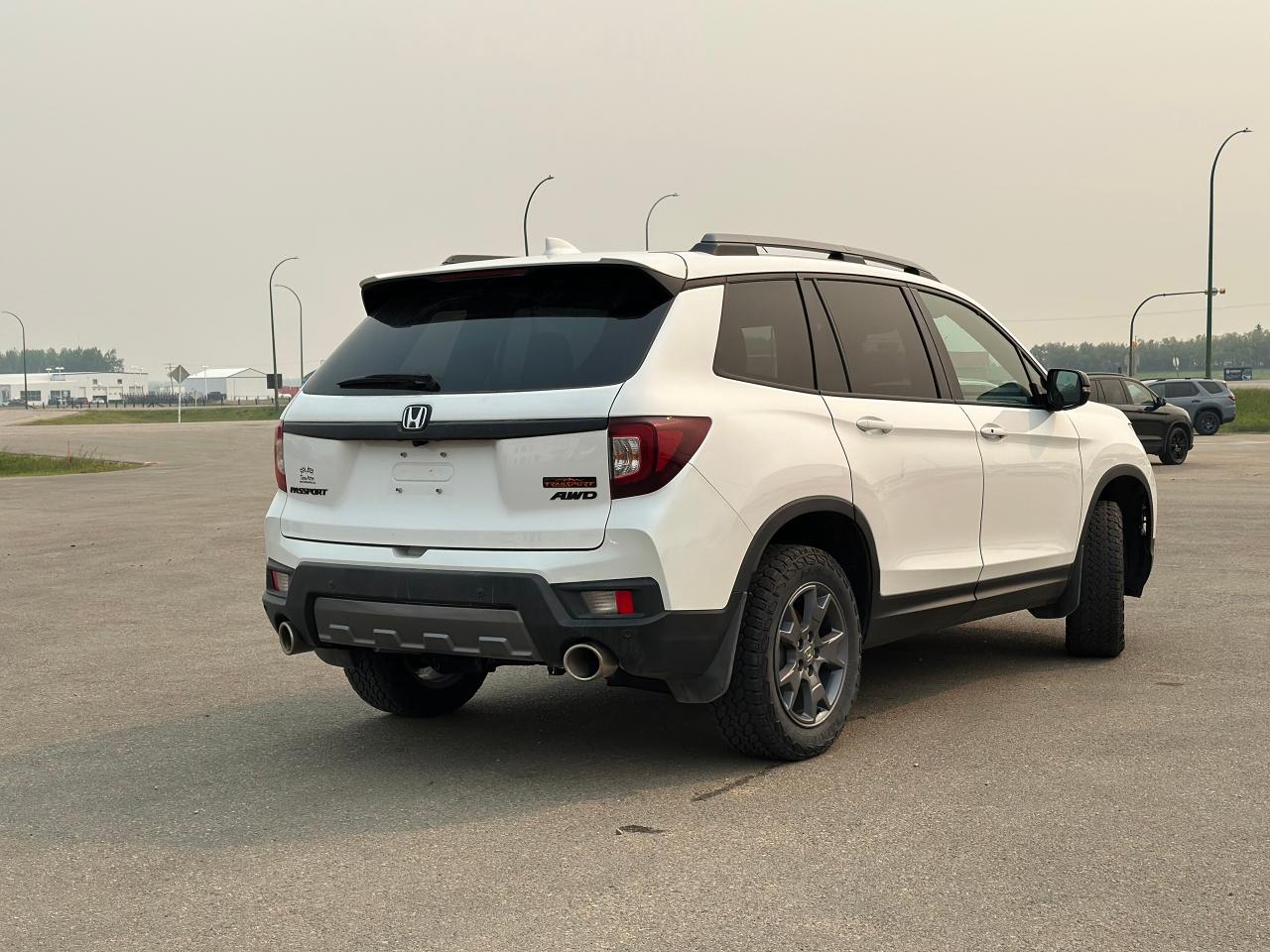 2025 Honda Passport TrailSport AWD Photo4