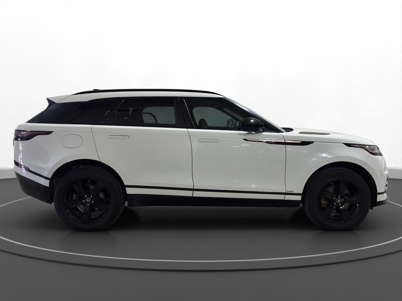 2020 Land Rover Range Rover Velar R-Dynamic S - Photo #4