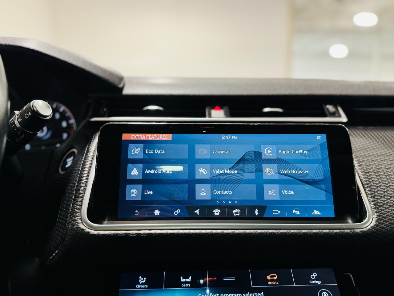 2020 Land Rover Range Rover Velar R-Dynamic S - Photo #20