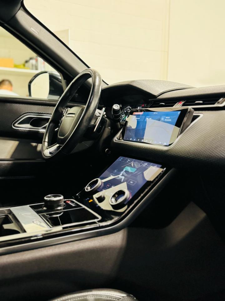 2020 Land Rover Range Rover Velar R-Dynamic S - Photo #26