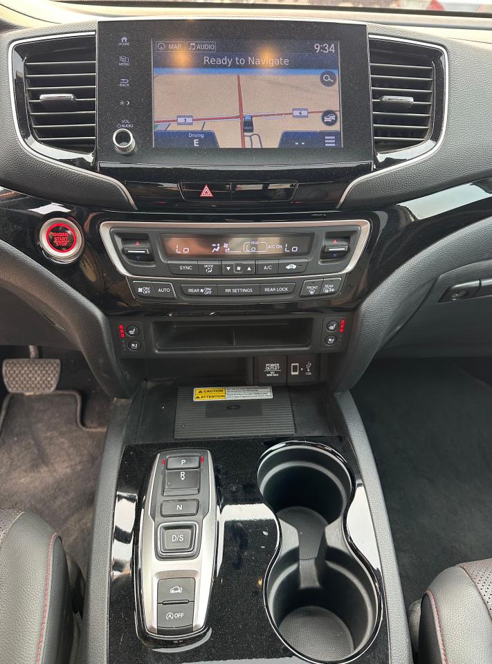 2022 Honda Ridgeline Black Edition AWD Photo
