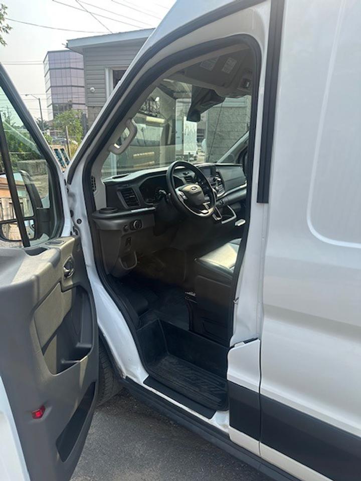 2021 Ford Transit Cargo Van Refrigerated Van - TRY B 4 U  BUY Photo
