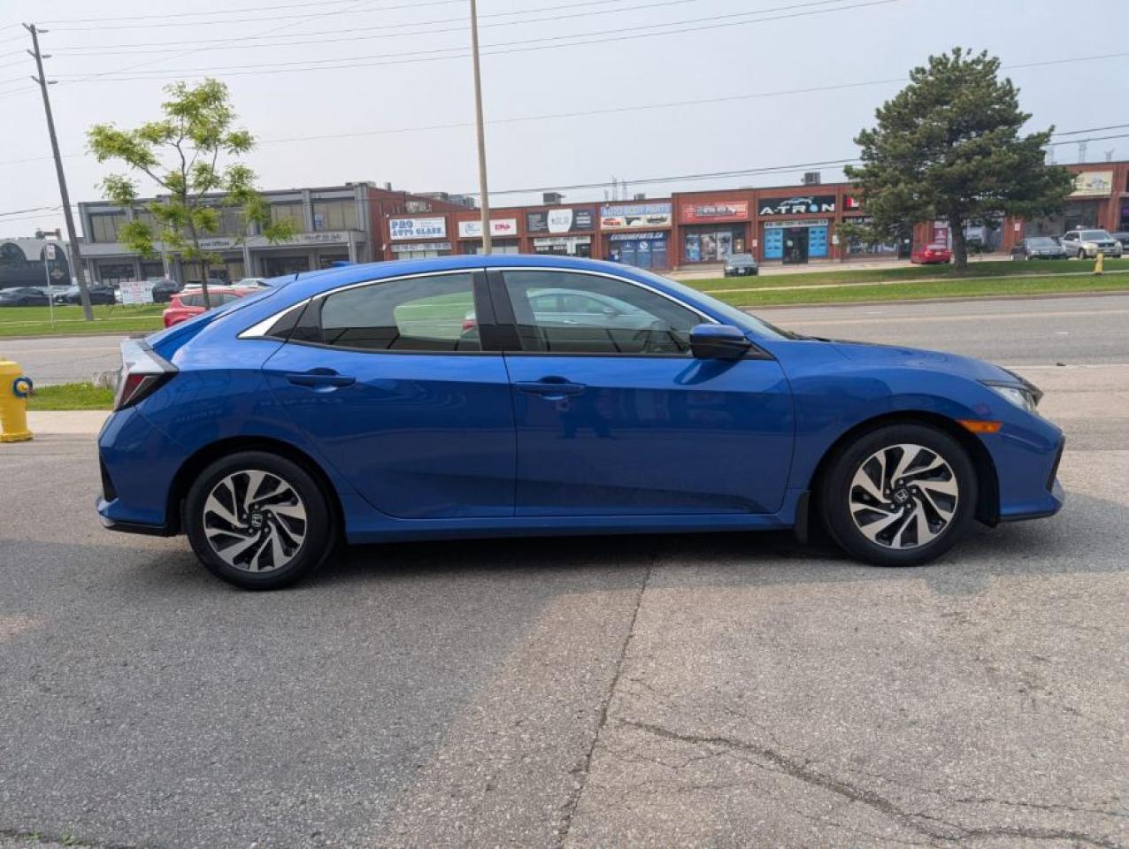 2019 Honda Civic LX HATCHBACK - Photo #7