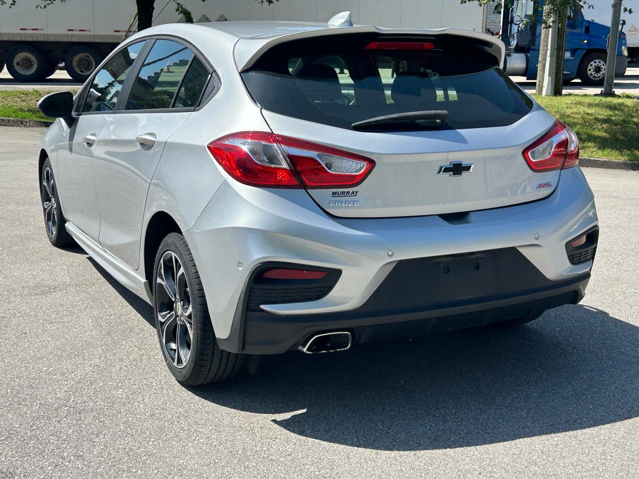 2019 Chevrolet Cruze LT - Photo #3