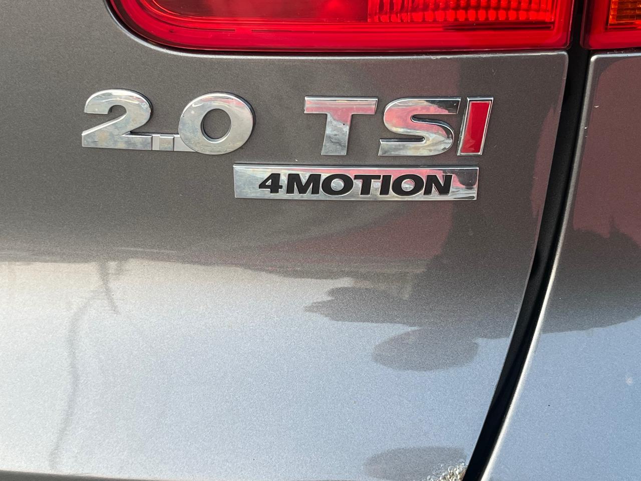 1748993989