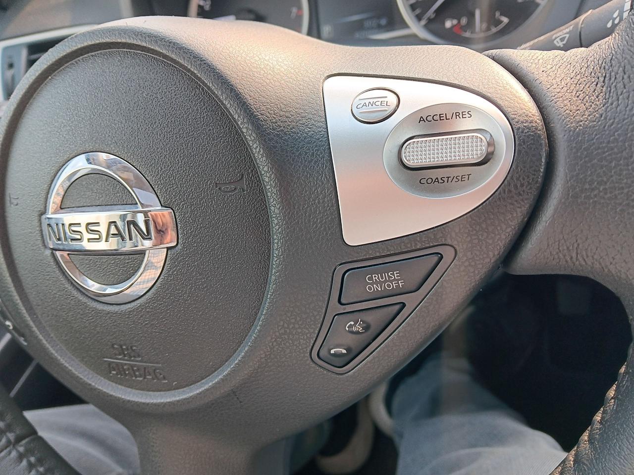 2017 Nissan Sentra SV Automatic, Sunroof, Htd Seats, BU Cam - Photo #11