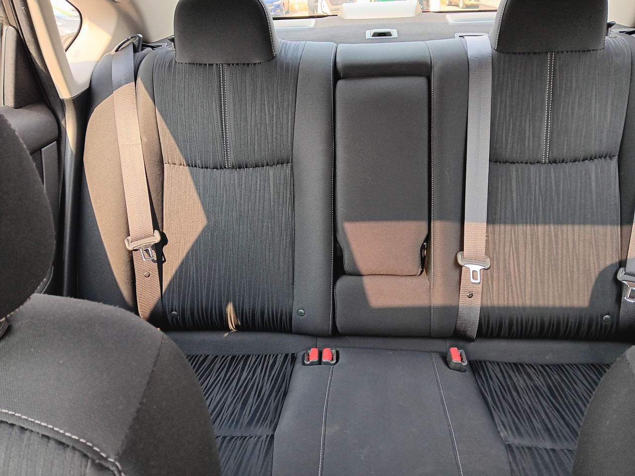 2017 Nissan Sentra SV Automatic, Sunroof, Htd Seats, BU Cam - Photo #14