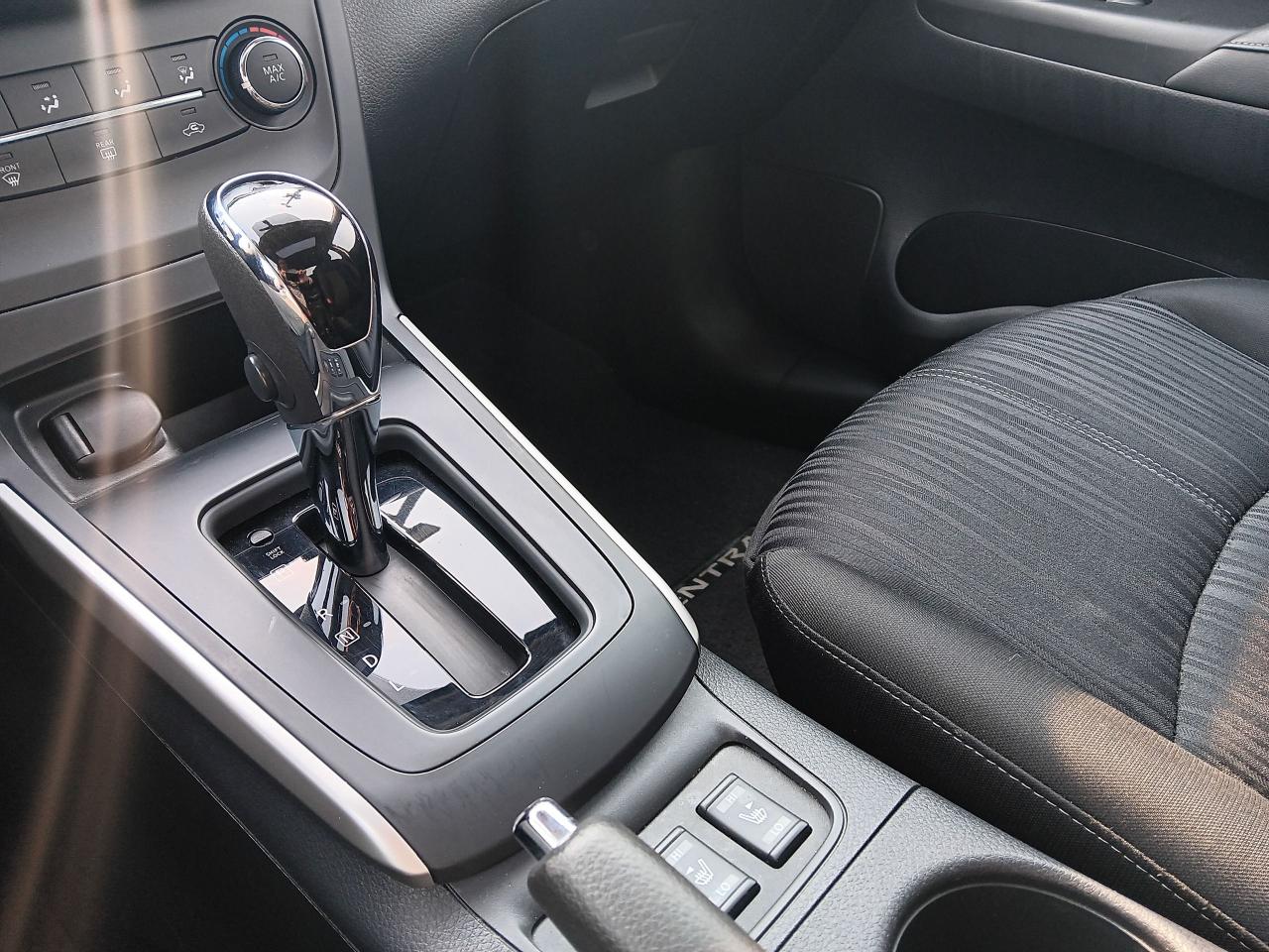 2017 Nissan Sentra SV Automatic, Sunroof, Htd Seats, BU Cam - Photo #16