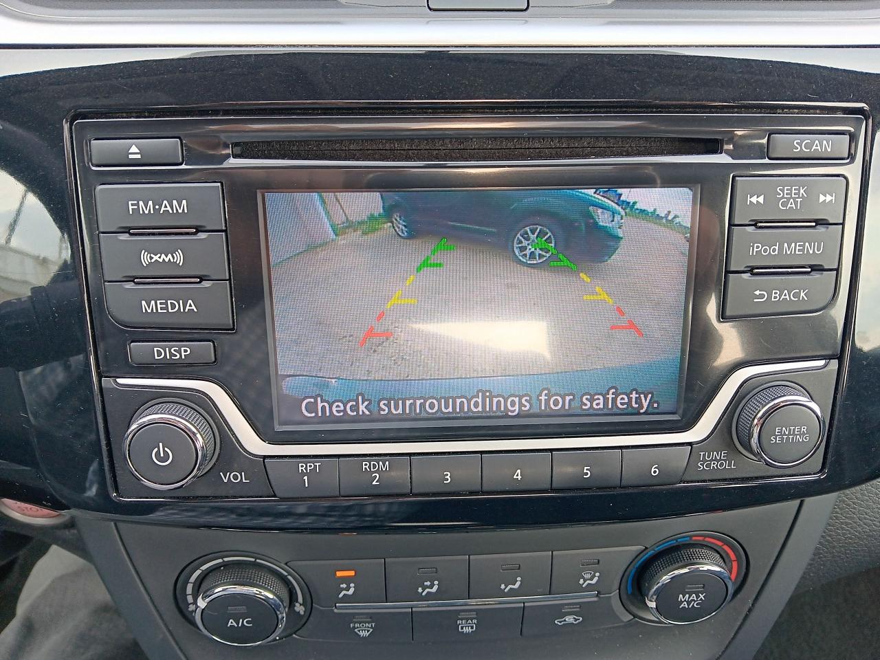 2017 Nissan Sentra SV Automatic, Sunroof, Htd Seats, BU Cam - Photo #17