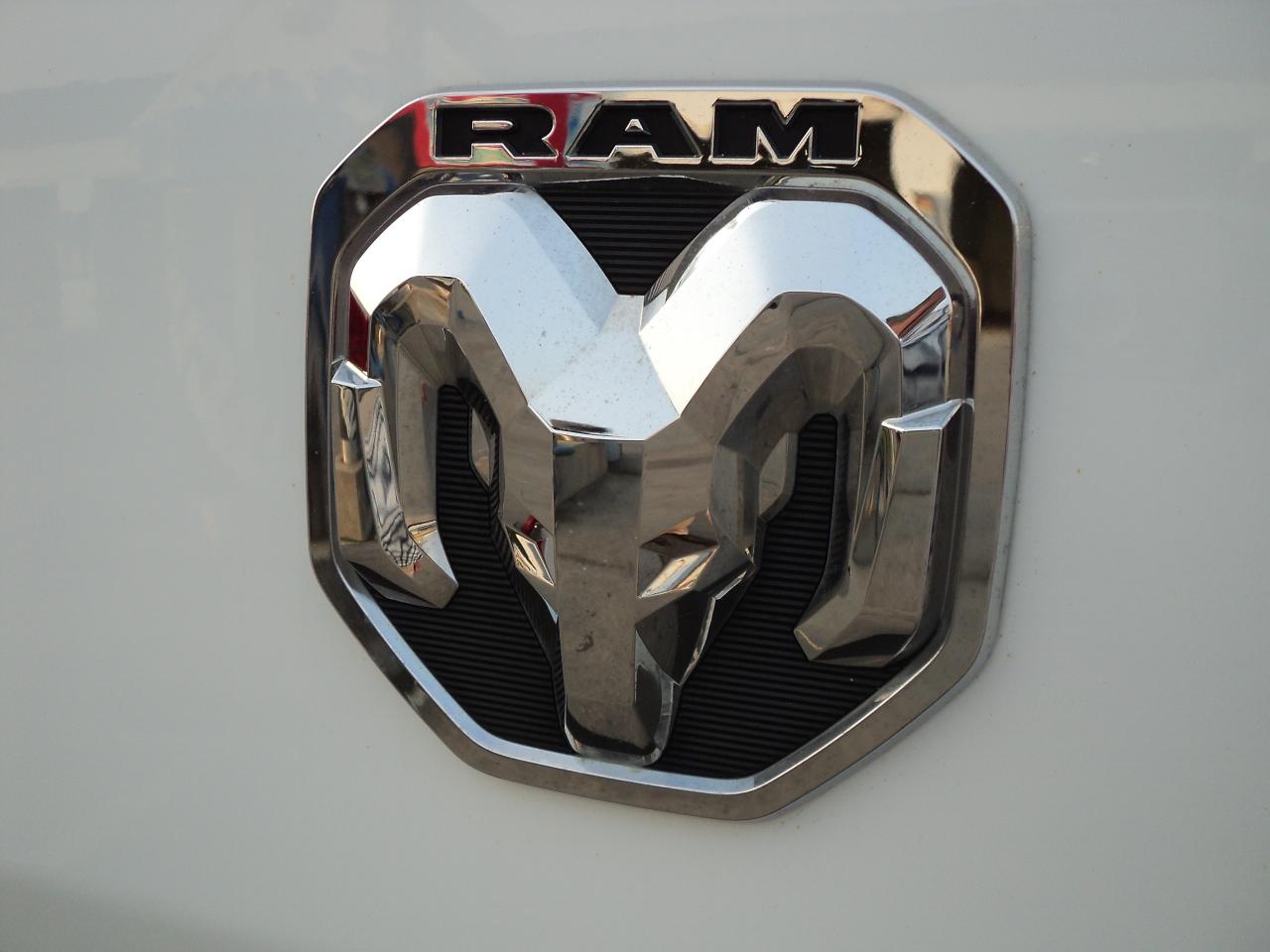 2023 RAM ProMaster 2500 High Roof CargoVan  159" WB 3.6L6cylBackUpCam - Photo #32
