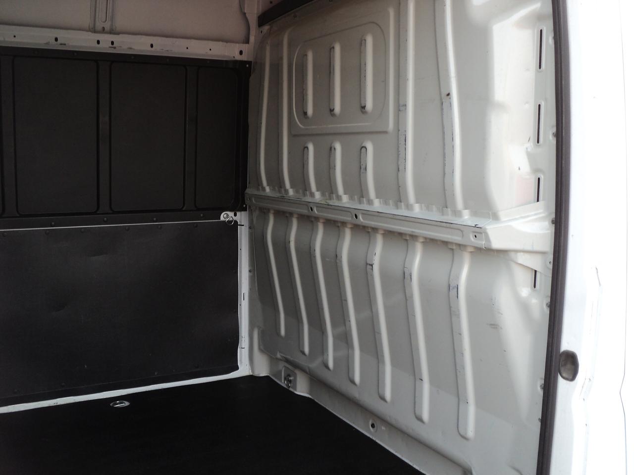 2023 RAM ProMaster 2500 High Roof CargoVan  159" WB 3.6L6cylBackUpCam - Photo #27