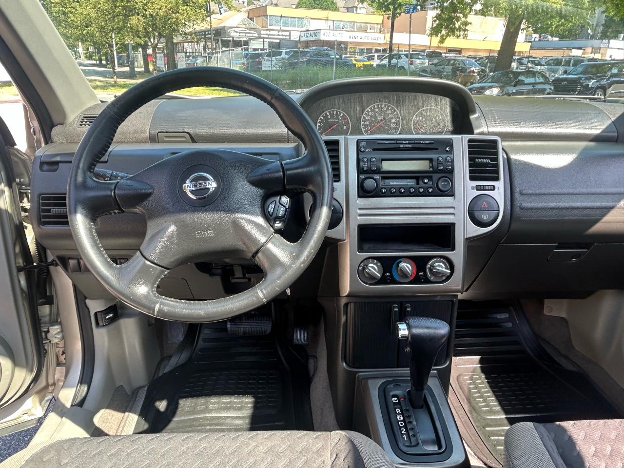 2005 Nissan X-Trail SE - Photo #11