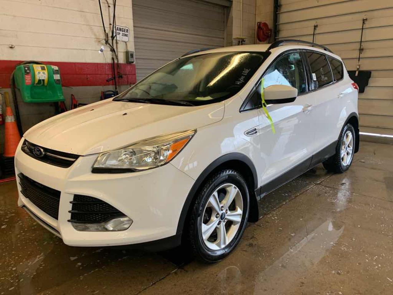 Used 2015 Ford Escape SE for sale in Innisfil, ON