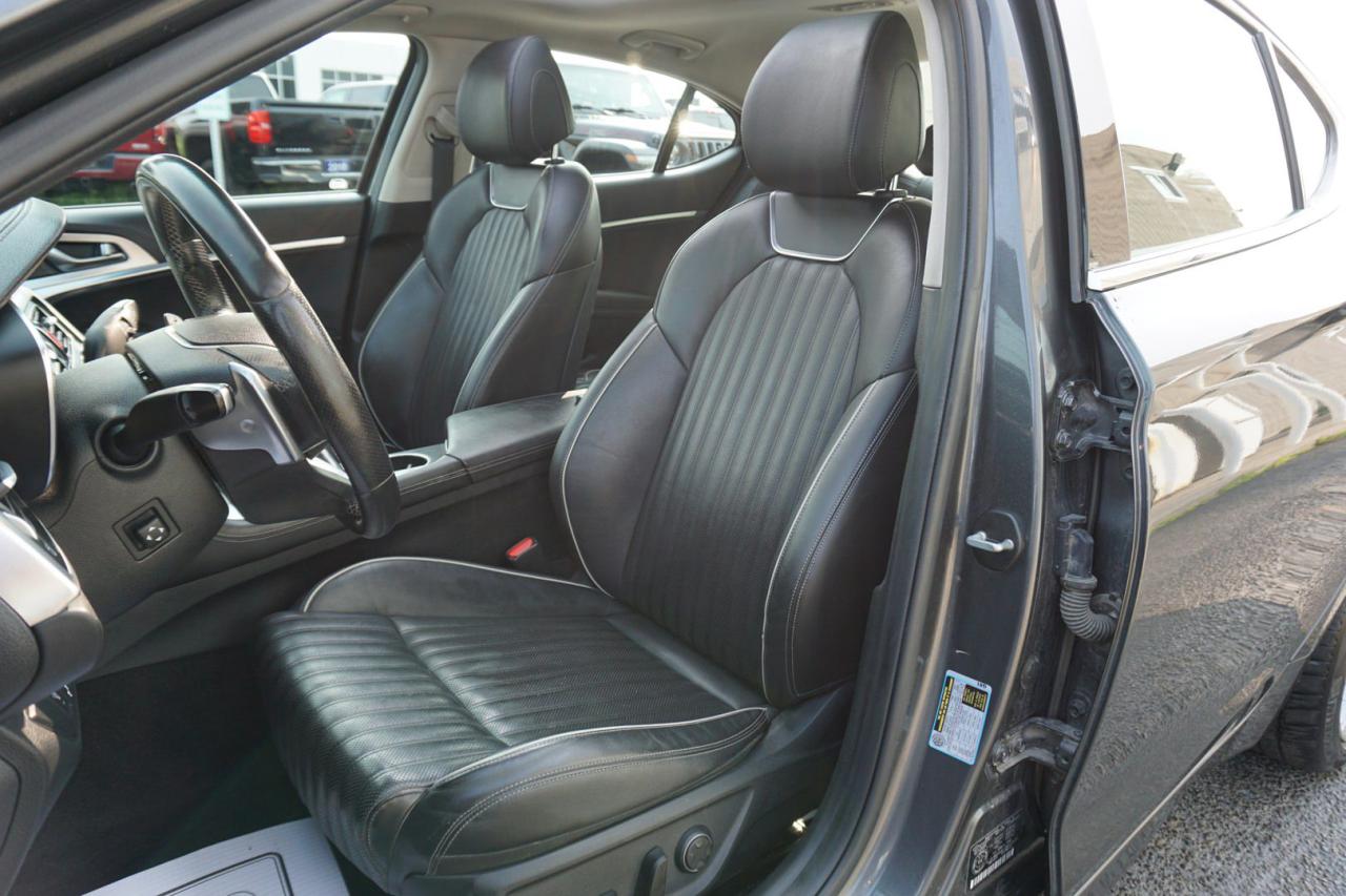 2021 Genesis G70 2.0T ELITE HTRAC AWD CERTIFIED CAMERA NAV BLUETOOTH LEATHER HEAT/COOL SUNROOF CRUISE ALLOYS - Photo #14