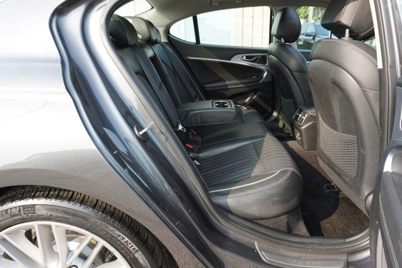 2021 Genesis G70 2.0T ELITE HTRAC AWD CERTIFIED CAMERA NAV BLUETOOTH LEATHER HEAT/COOL SUNROOF CRUISE ALLOYS - Photo #17