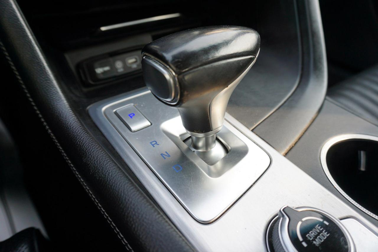 2021 Genesis G70 2.0T ELITE HTRAC AWD CERTIFIED CAMERA NAV BLUETOOTH LEATHER HEAT/COOL SUNROOF CRUISE ALLOYS - Photo #20
