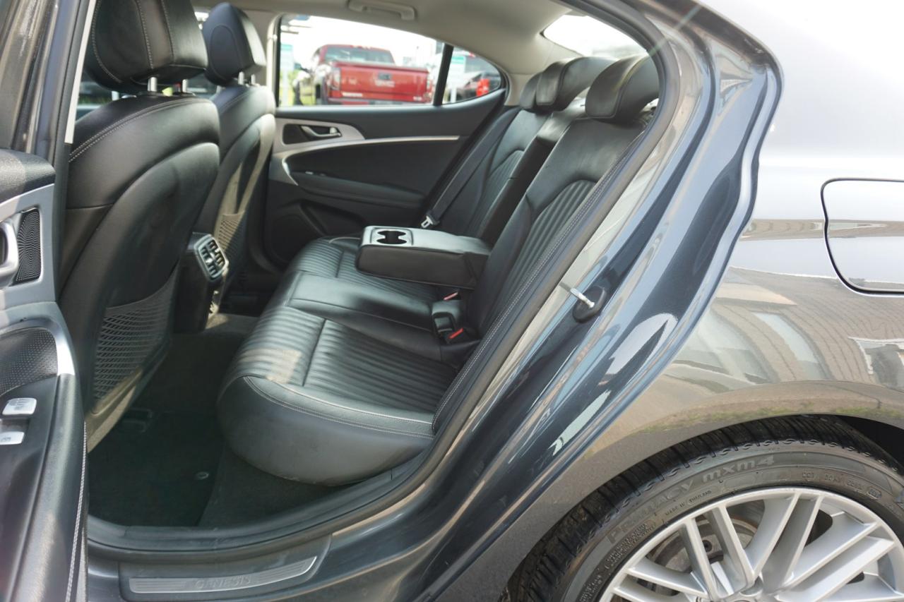 2021 Genesis G70 2.0T ELITE HTRAC AWD CERTIFIED CAMERA NAV BLUETOOTH LEATHER HEAT/COOL SUNROOF CRUISE ALLOYS - Photo #16
