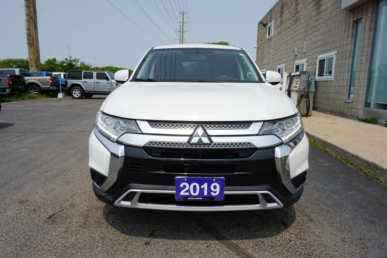 2019 Mitsubishi Outlander 2.4L ES AWC CERTIFIED CAMERA BLUETOOTH HEATED SEATS CRUISE ALLOYS - Photo #2