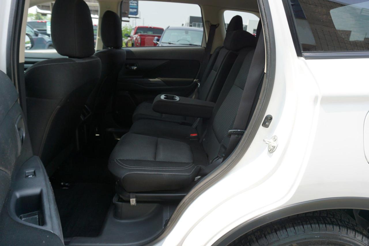 2019 Mitsubishi Outlander 2.4L ES AWC CERTIFIED CAMERA BLUETOOTH HEATED SEATS CRUISE ALLOYS - Photo #15
