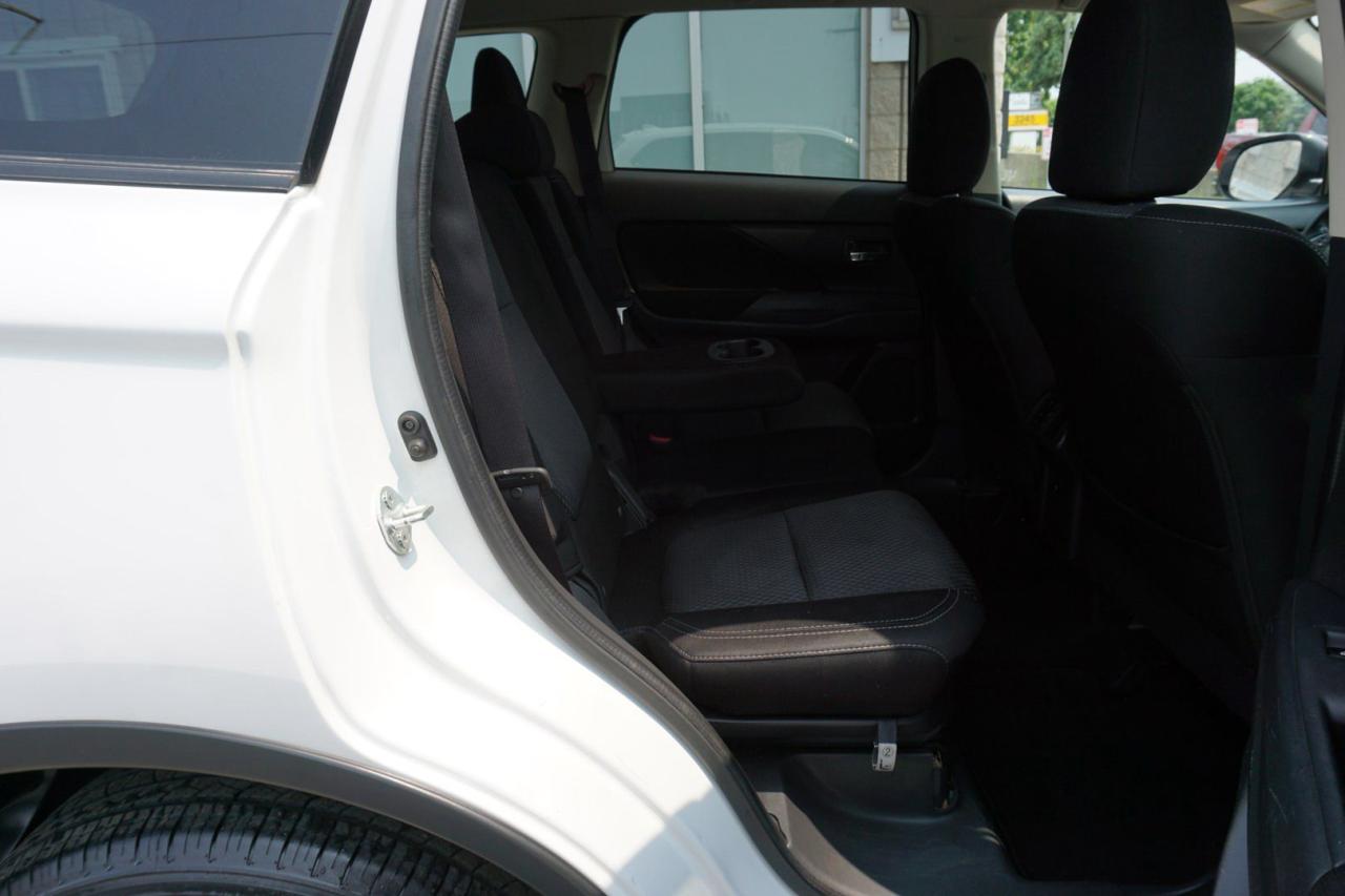 2019 Mitsubishi Outlander 2.4L ES AWC CERTIFIED CAMERA BLUETOOTH HEATED SEATS CRUISE ALLOYS - Photo #16