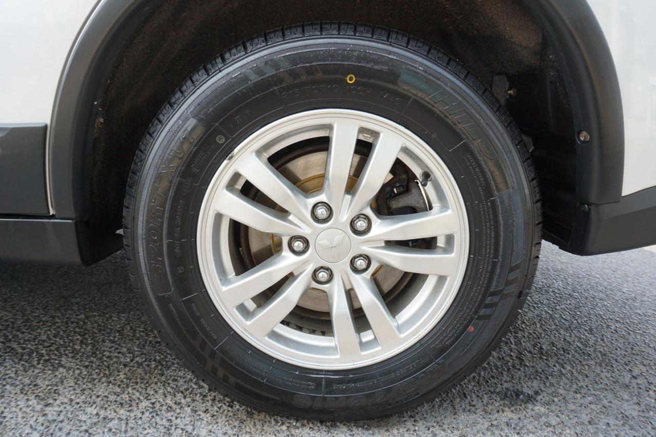 2019 Mitsubishi Outlander 2.4L ES AWC CERTIFIED CAMERA BLUETOOTH HEATED SEATS CRUISE ALLOYS - Photo #31