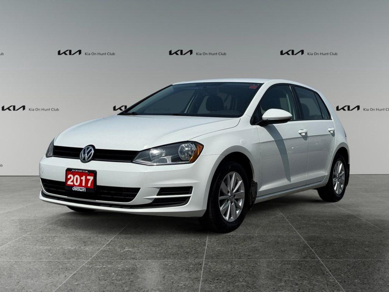 Used 2017 Volkswagen Golf 5dr HB Auto 1.8 TSI Trendline for sale in Nepean, ON