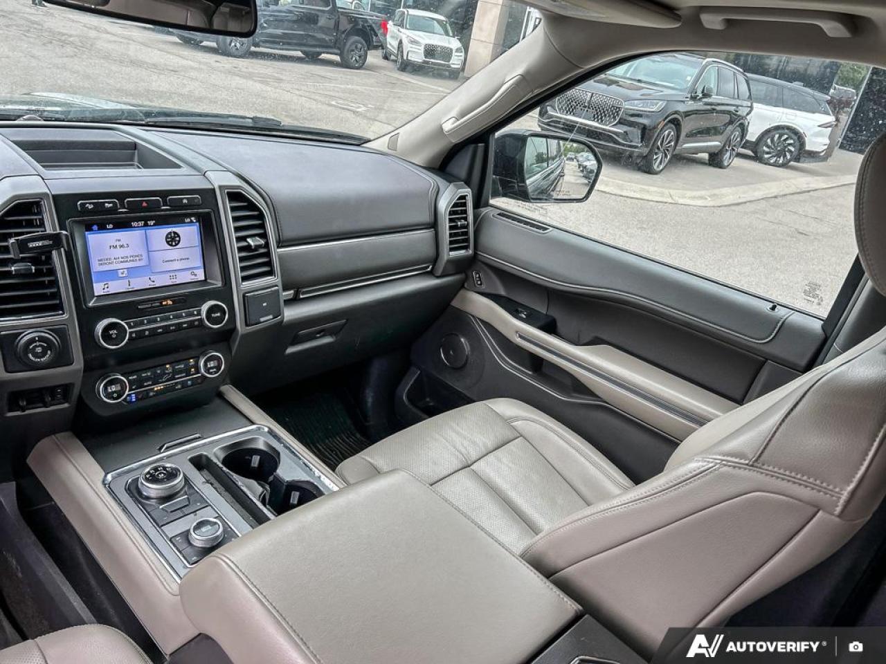 2019 Ford Expedition XLT 202A | ONE OWNER | HEAVY DUTY TRAILER TOW Photo