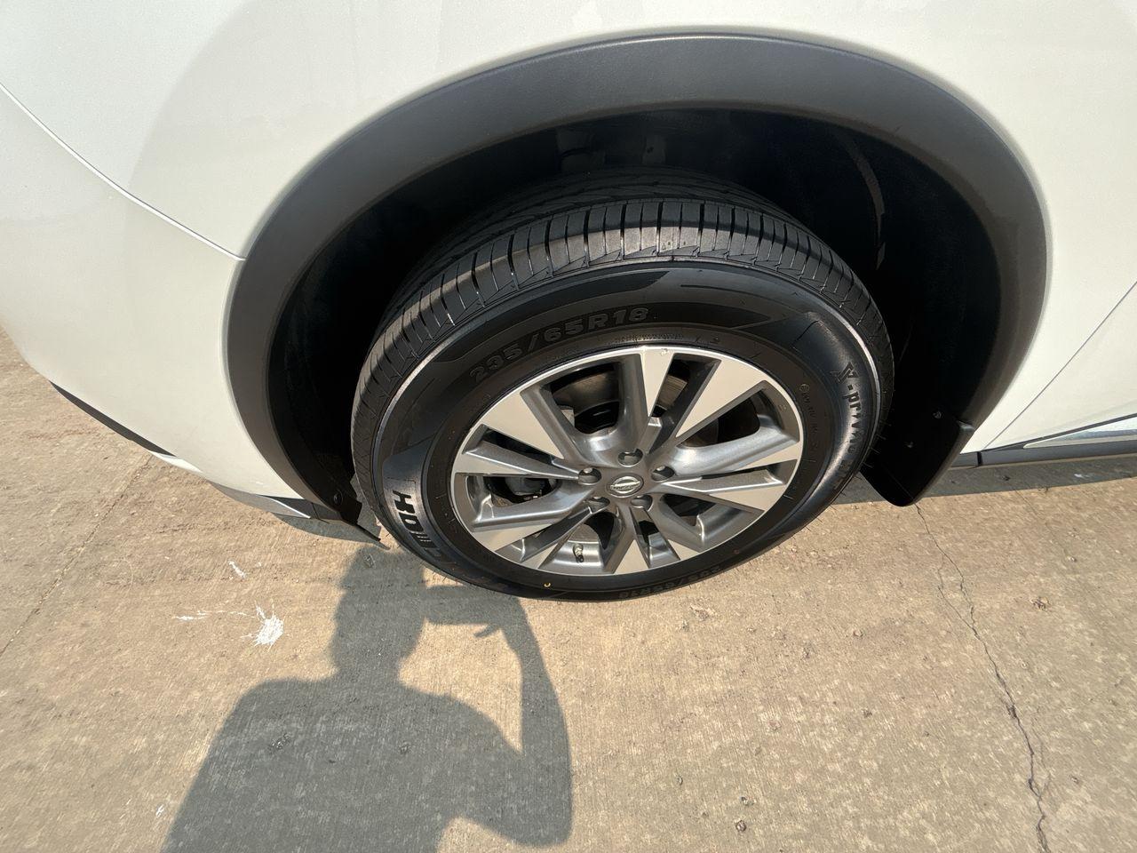 2018 Nissan Murano SV AWD Photo5