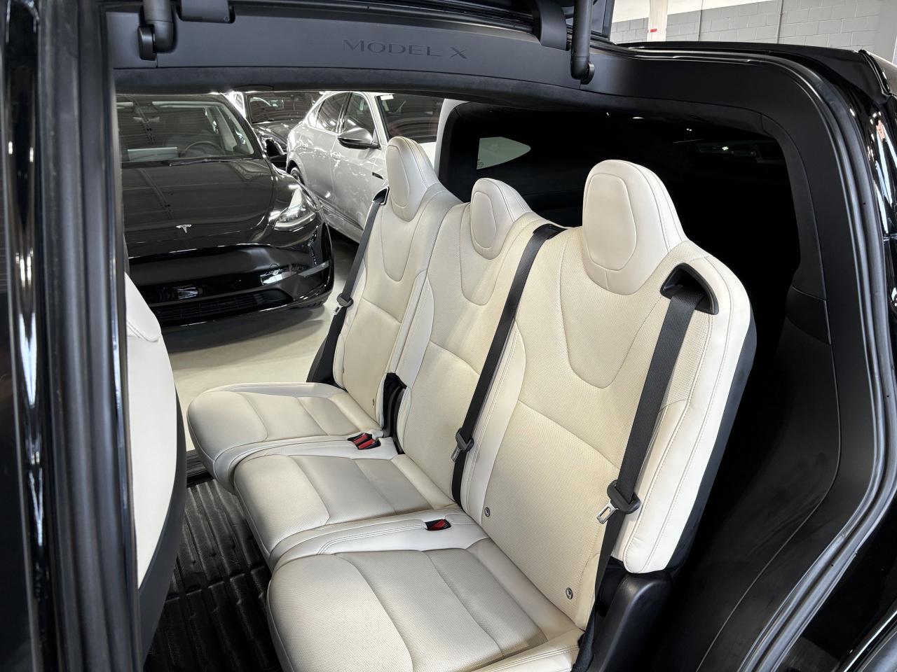 2023 Tesla Model X AWD|AUTOPILOT|INSANEMODE|FALCONDOORS|AIRSUSPENSION - Photo #8