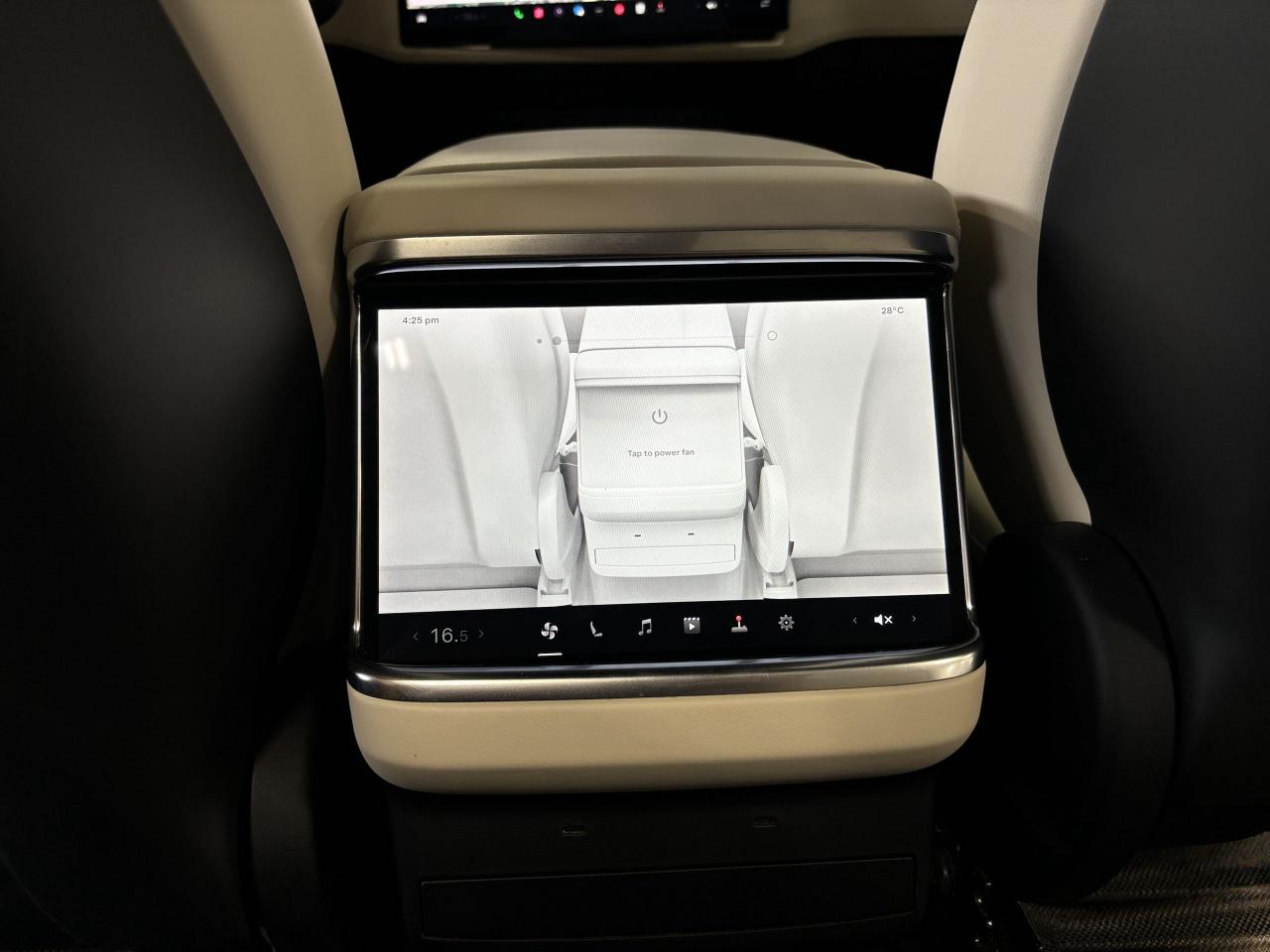 2023 Tesla Model X AWD|AUTOPILOT|INSANEMODE|FALCONDOORS|AIRSUSPENSION - Photo #12