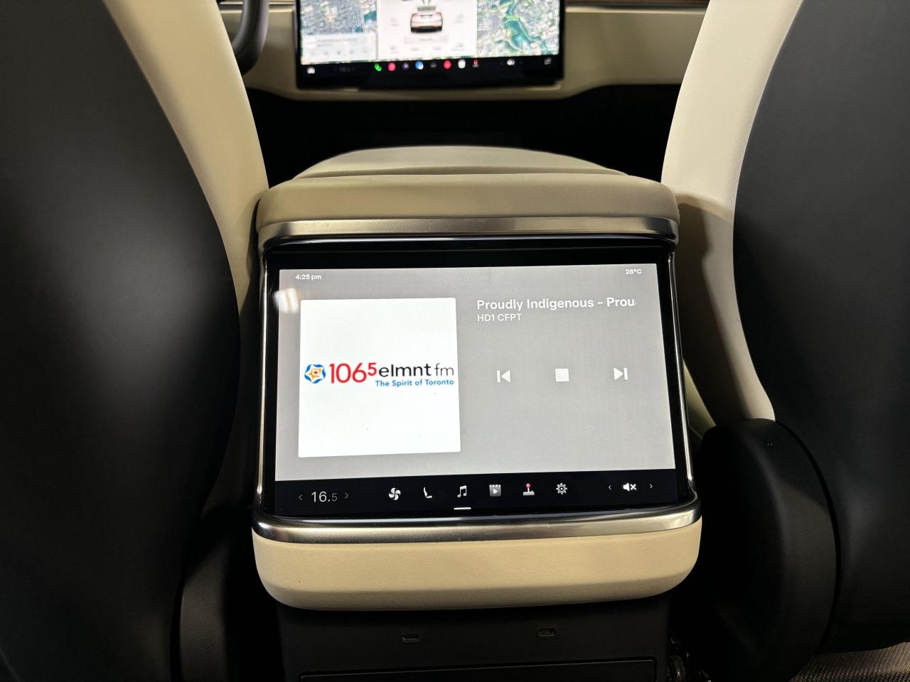 2023 Tesla Model X AWD|AUTOPILOT|INSANEMODE|FALCONDOORS|AIRSUSPENSION - Photo #14