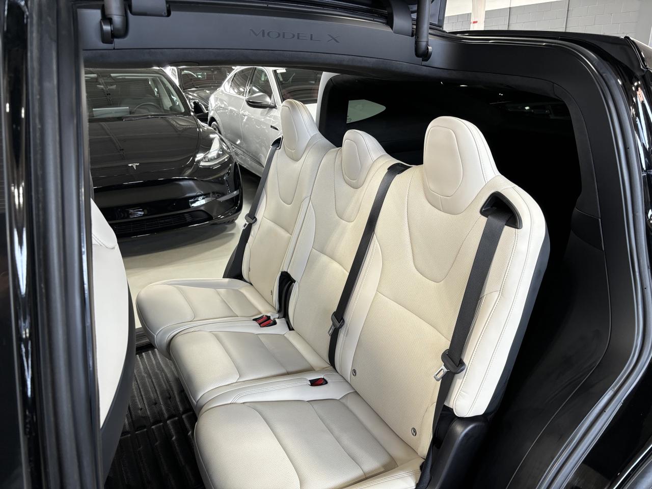2023 Tesla Model X AWD|AUTOPILOT|INSANEMODE|FALCONDOORS|AIRSUSPENSION - Photo #8